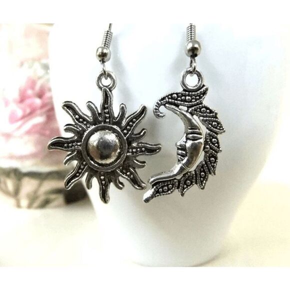 Sun and Moon Celestial Mismatched Earrings - Picture 2 of 7